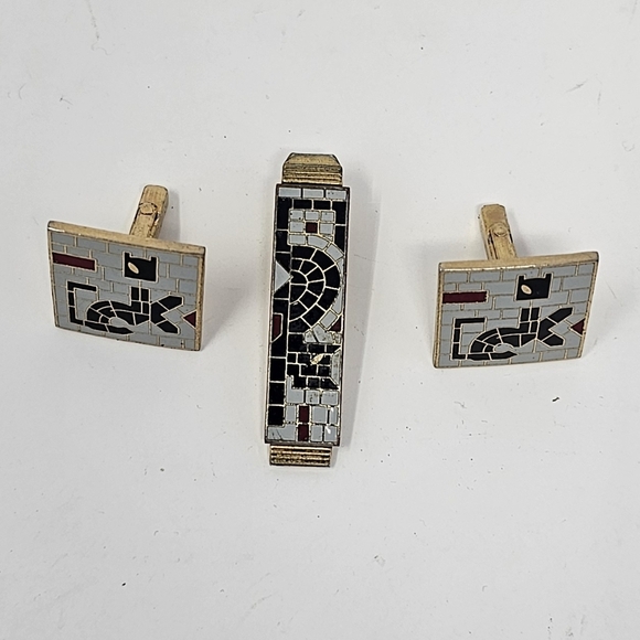 Anson Gold Tie Clip - Picture 2 of 10